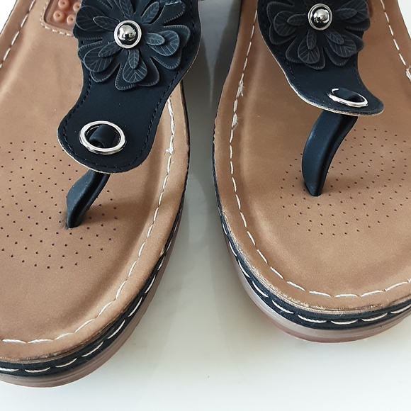 FUDYNMALC Black Floral Studded Compy Orthopedic Arch Support Thong Wedge Sz 10.5 - Picture 6 of 11